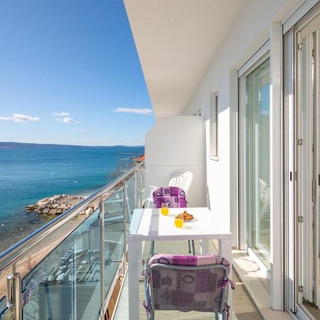 Apartament Absolute Beach Holidays Dugi Rat Zewnętrze zdjęcie