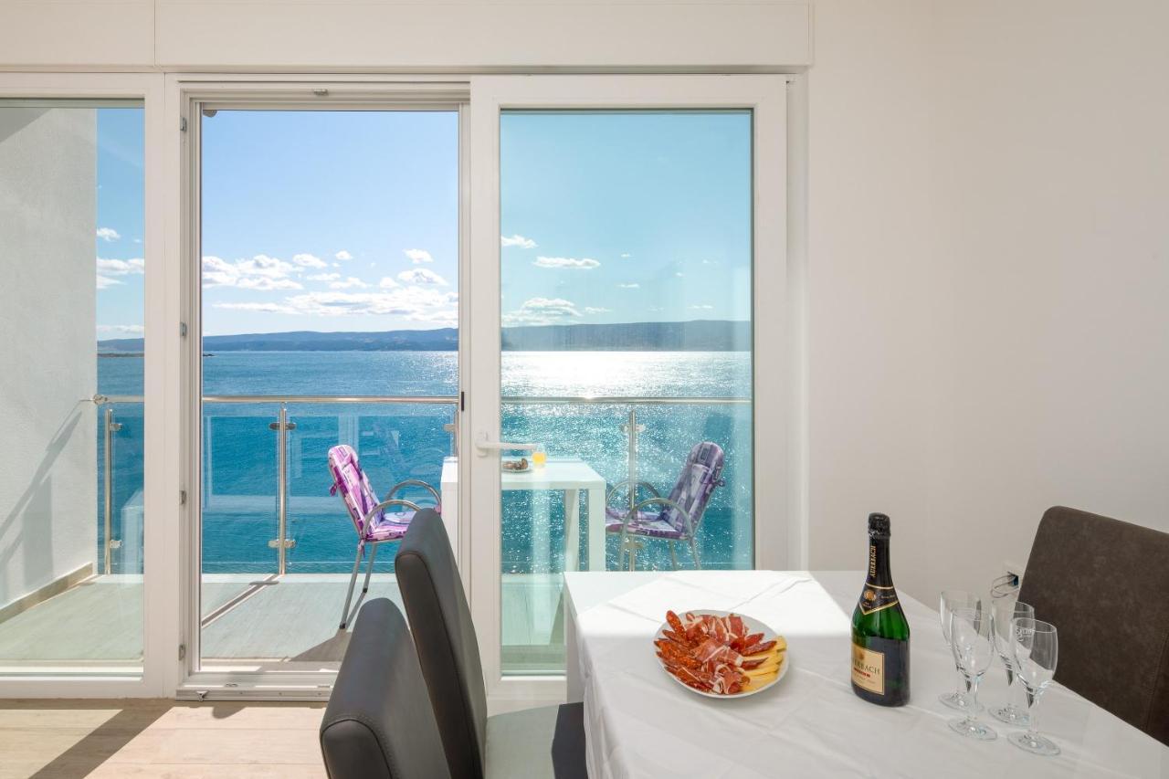 Apartament Absolute Beach Holidays Dugi Rat Zewnętrze zdjęcie