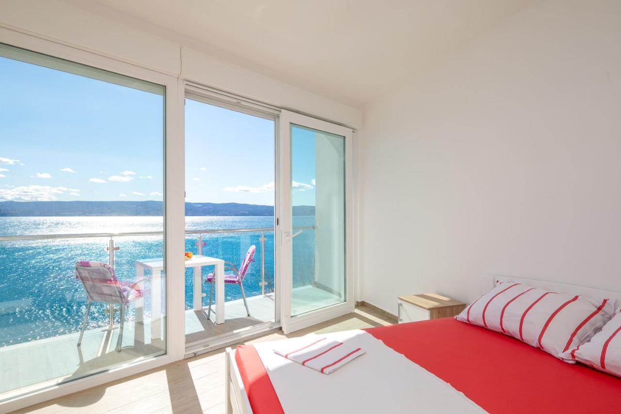 Apartament Absolute Beach Holidays Dugi Rat Zewnętrze zdjęcie