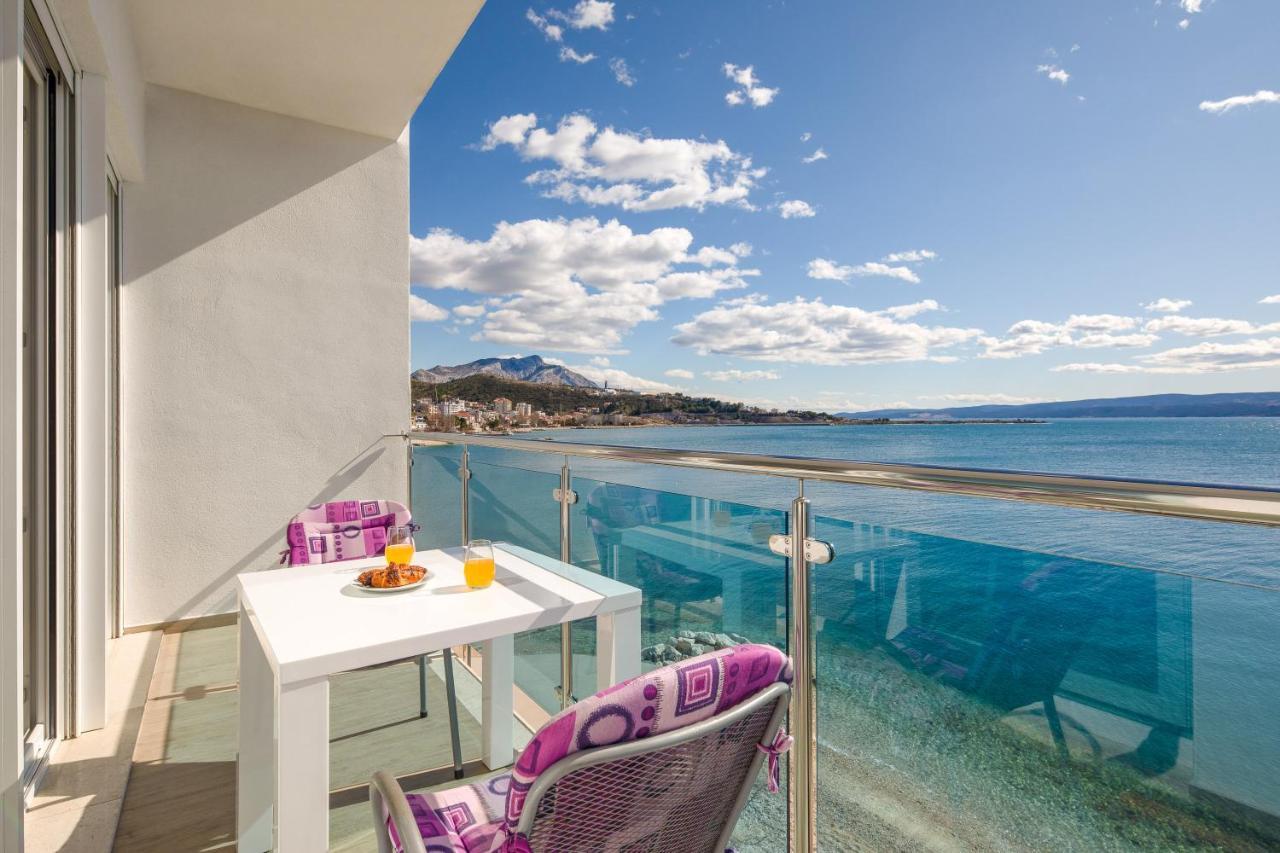 Apartament Absolute Beach Holidays Dugi Rat Zewnętrze zdjęcie