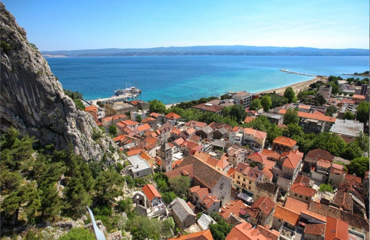 Apartament Absolute Beach Holidays Dugi Rat Zewnętrze zdjęcie