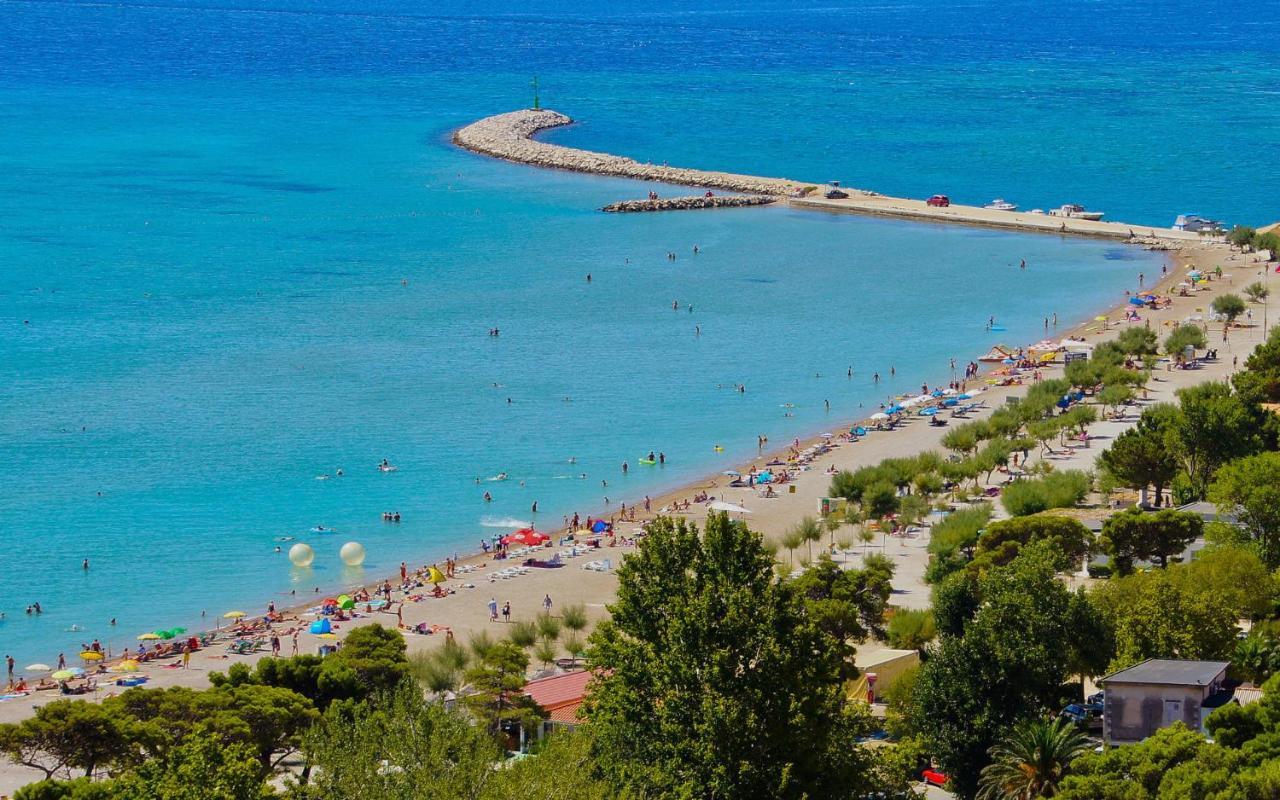 Apartament Absolute Beach Holidays Dugi Rat Zewnętrze zdjęcie